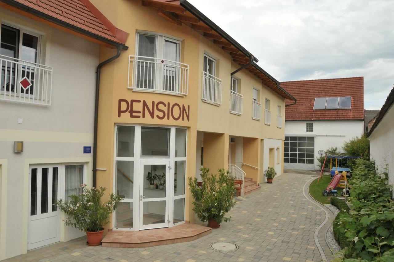 Pension Schloegl Lutzmannsburg Exterior foto